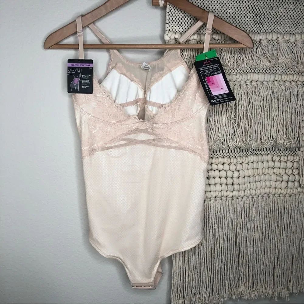 Maidenform Shapewear Bodysuit 
